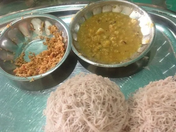 String Hoppers (bottom) + Dhal and Coconut Sambal