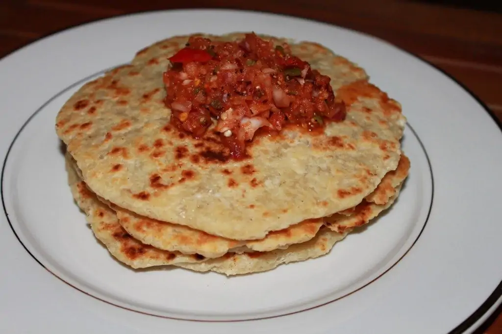 Coconut Roti with Chilly Sauce