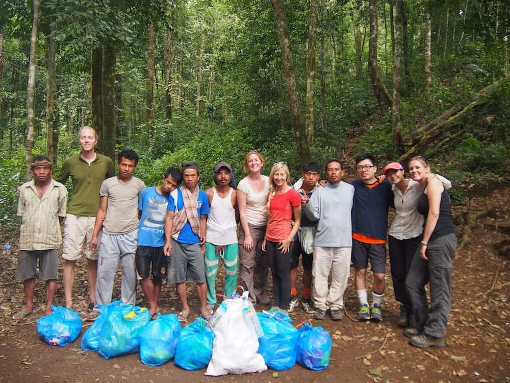 Rinjani trash/rubbish from trekking