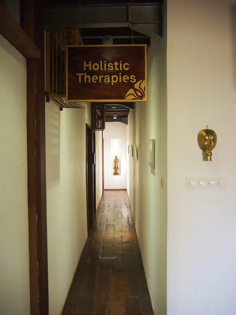 holistic healing at radiantly alive