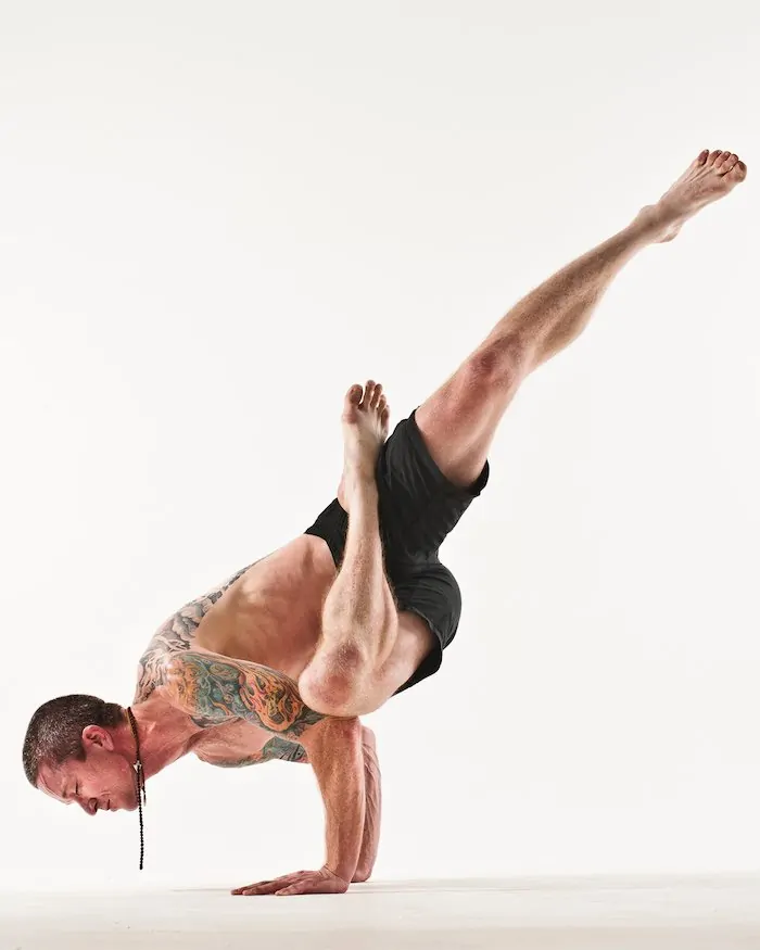 Rob-Loud-Yoga-Pose-Inversionjpg