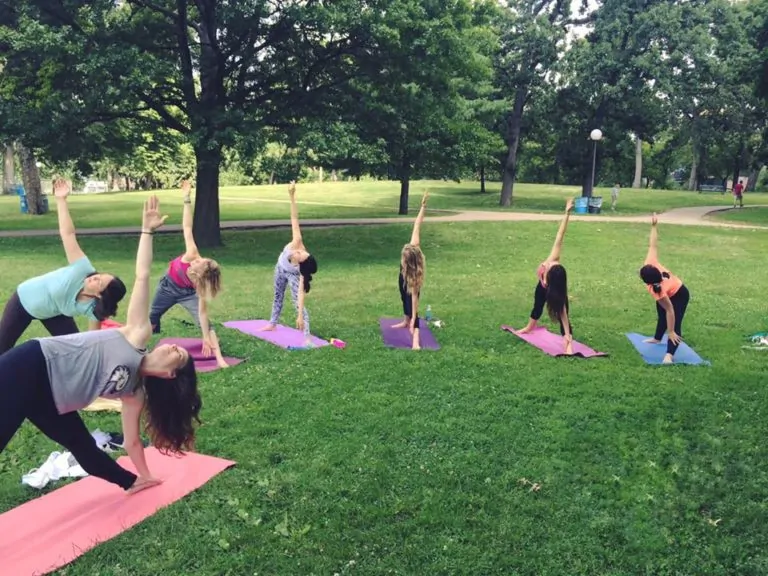 Free yoga for friends