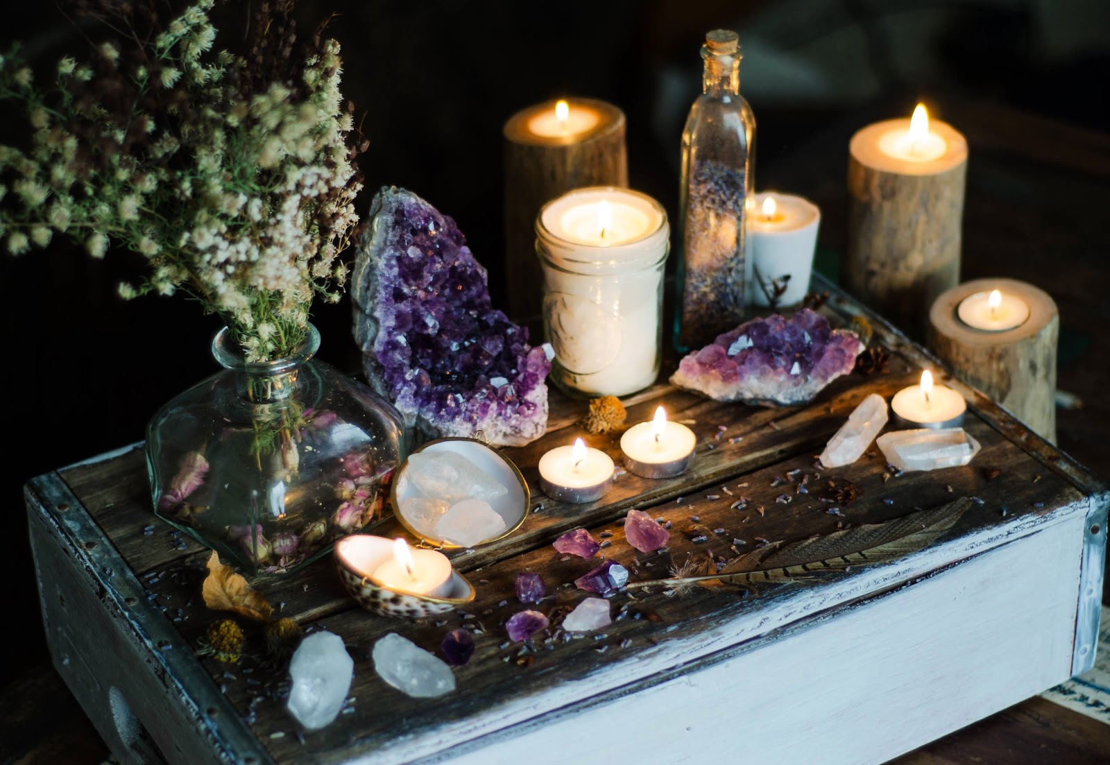 How to Build a Spiritual Altar for Your Sacred Space - The Yoga Nomads
