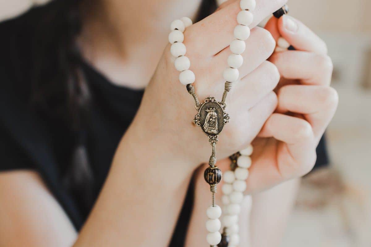 What Is The Purpose Of Prayer Beads? + The Top 8 Worry Beads To Buy Online