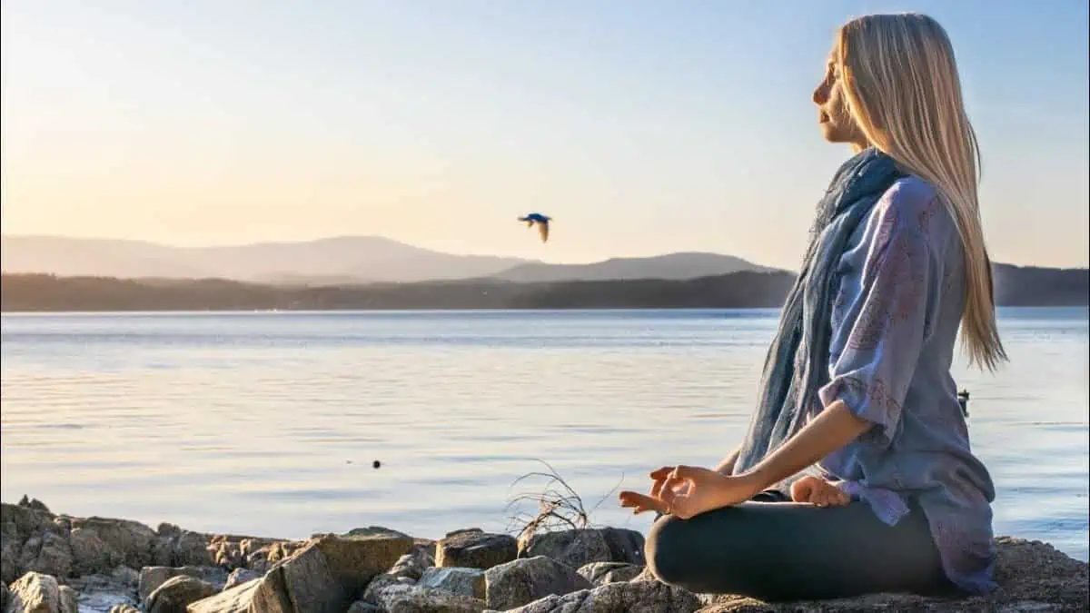 Melt Away the Stress: The Best Meditation Videos for Anxiety - The Yoga ...