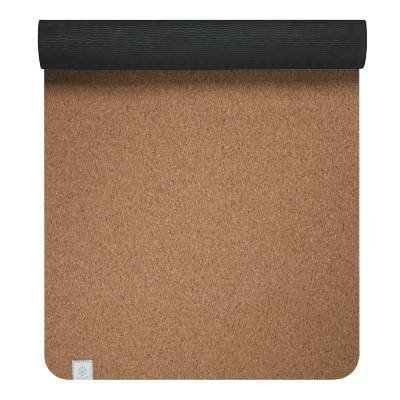How to Find a Non-Toxic Yoga Mat + Top 8 Most Eco-Friendly Yoga Mats non-toxic yoga mat 29 budget pick