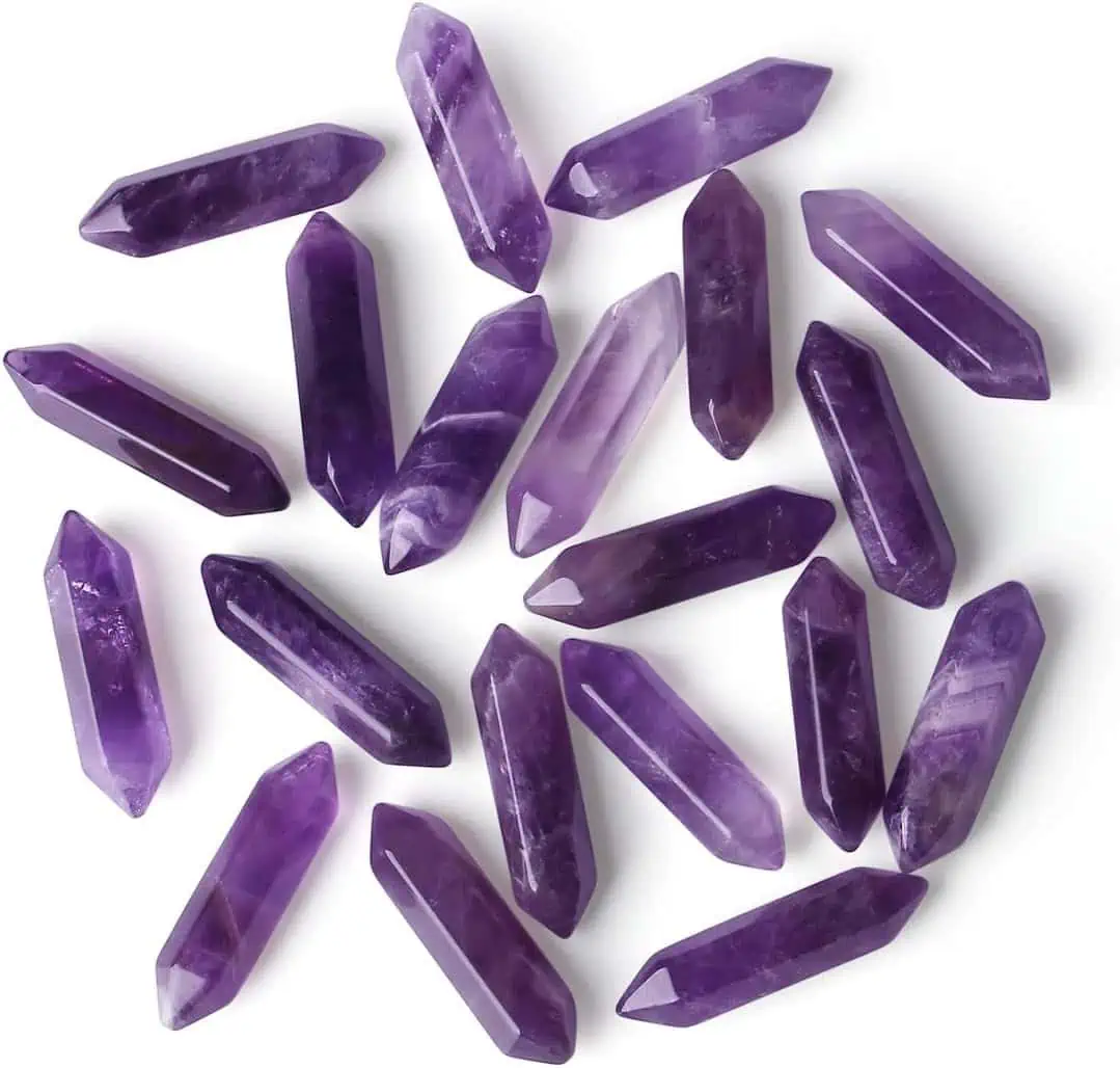 Amethyst Crystals – Meaning & Properties of the Purple Stone