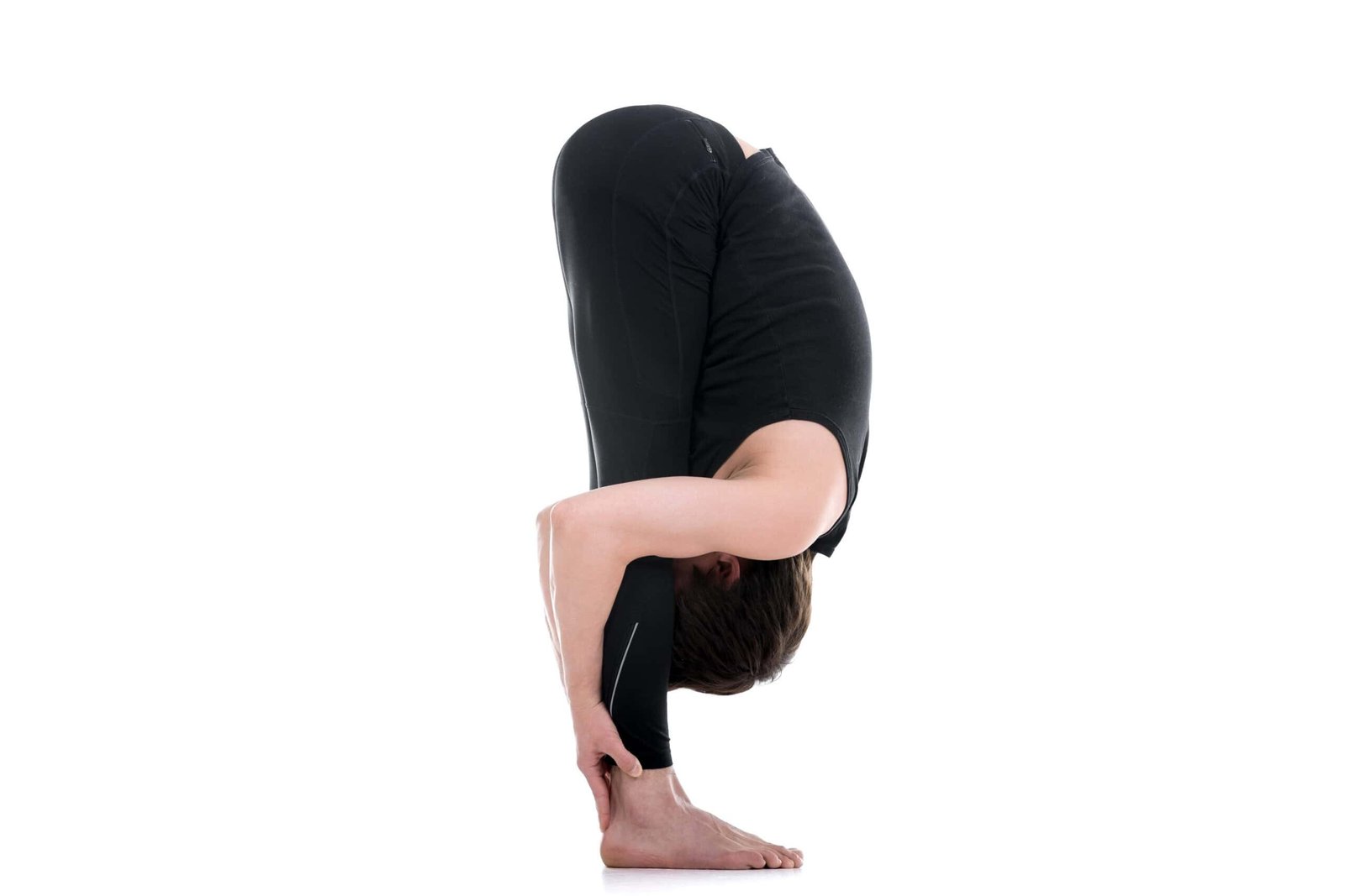 Energize Your Day: 10-Minute Sun Salutations Flow for Beginners! sun salutations 11 hasta padasana