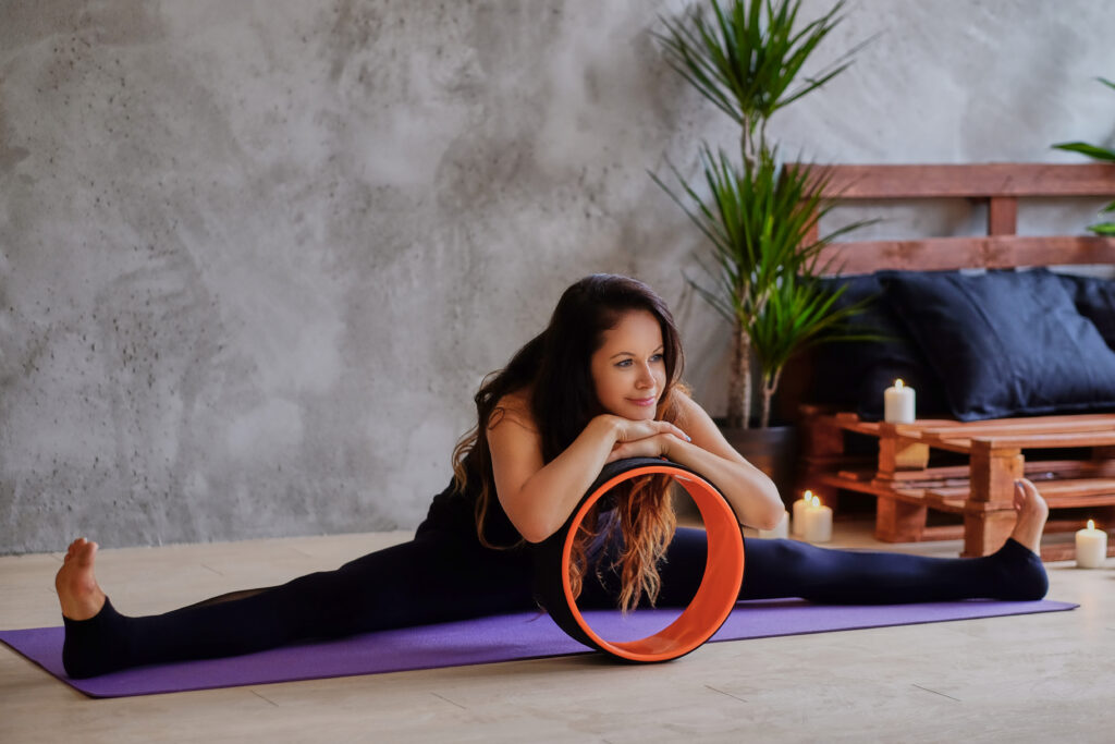 how to use a yoga wheel